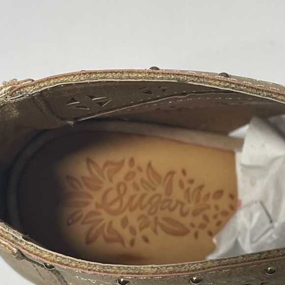 Sugar Peep Toe Block Heel Shoe - Picture 13 of 16